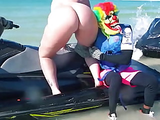 BBW shaking